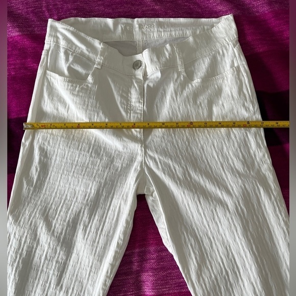 BRAX Free to Move Shakira Sharp White Slim Jeans Ankle Length Textured Fabric - Picture 15 of 16